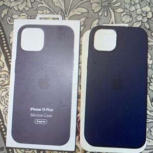 Apple iPhone 15 Plus Silicone Case - Midnight Blue